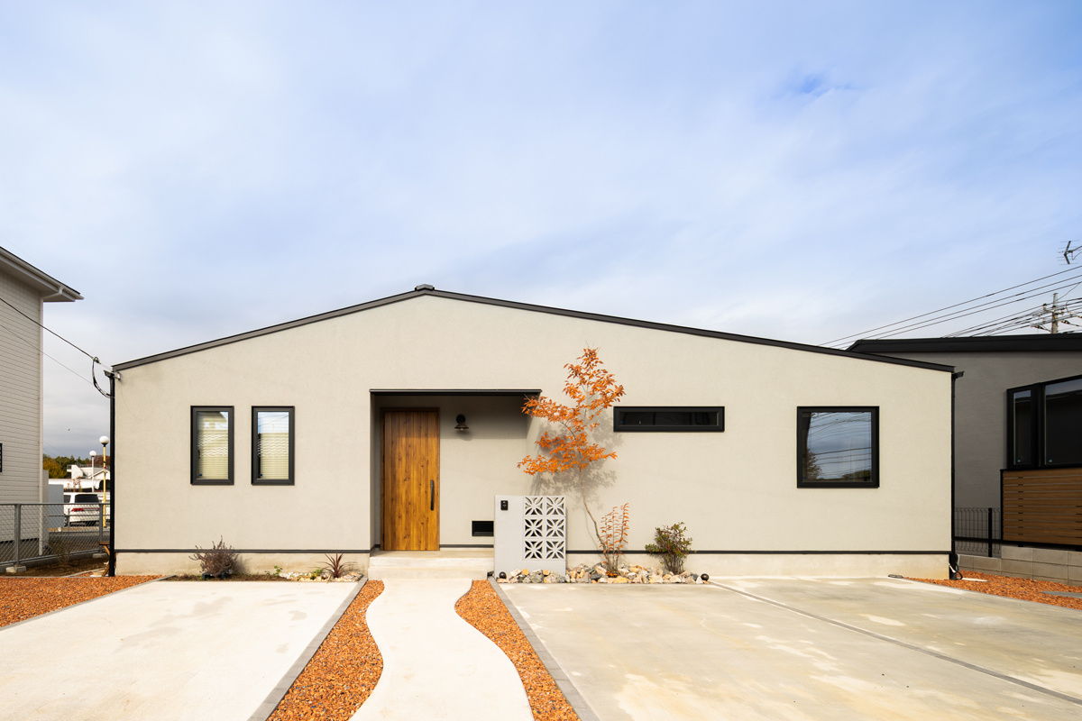 世代を超えて、ゆったり暮らす。上質な二世帯の平屋