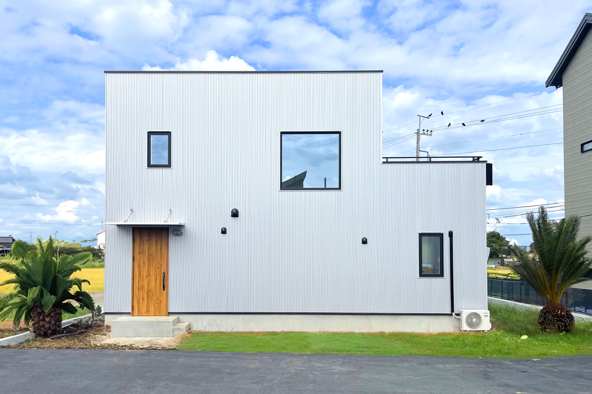 シンプルに、美しく。開放感あふれる住まい